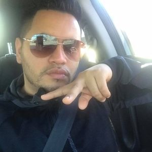 Meet your Posher, Raul